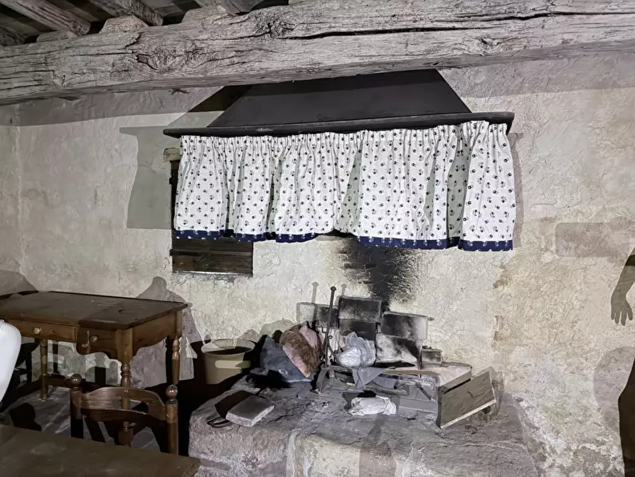 Immagine 25 di Bed & Breakfast in vendita  in Via Aldo Moro a Pederobba