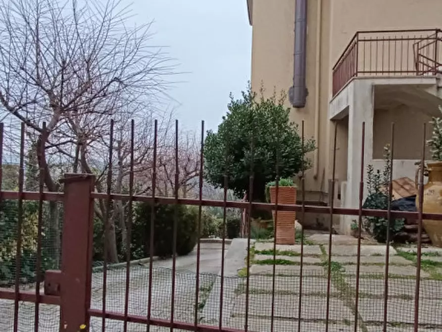 Immagine 4 di Appartamento in vendita  in Contrada Pace a Macerata