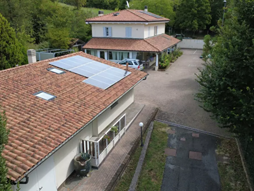 Immagine 1 di Villa in vendita  in via degli spicchi 14 a Ozzano Dell'emilia