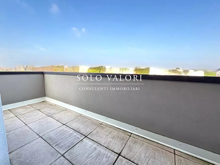 Immagine 11 di Appartamento in vendita  a Castelfranco Veneto