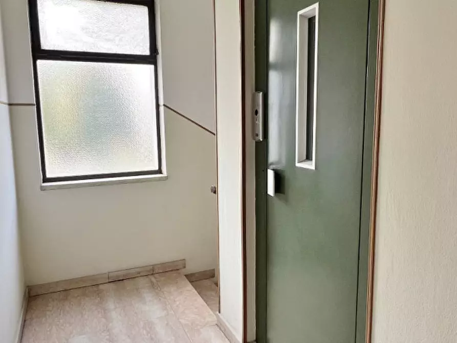 Immagine 15 di Appartamento in vendita  in Via Vincenzo Bellini a Vicenza