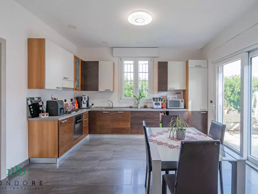 Immagine 10 di Casa indipendente in vendita  in via cadriano 33 a Bologna