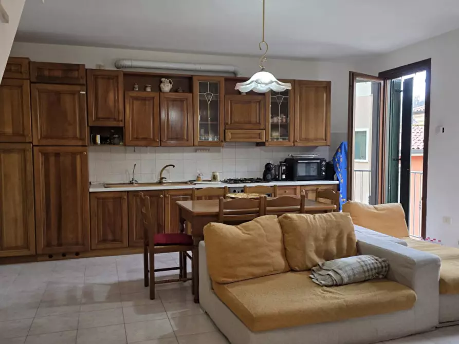 Immagine 10 di Appartamento in vendita  in via Giovanni Falcone 32 a Alonte