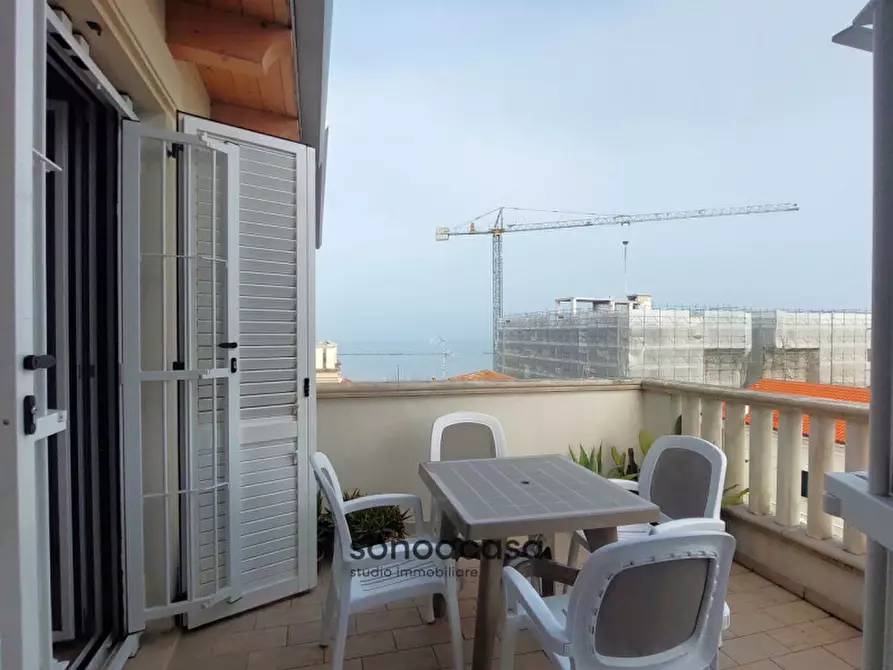 Immagine 11 di Appartamento in vendita  in Piazza dell'Unificazione 2/E a Mondolfo