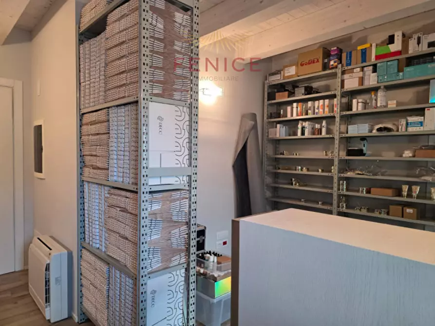 Immagine 11 di Ufficio in affitto  in Viale Brigata Cesare Battisti a Castelfranco Veneto