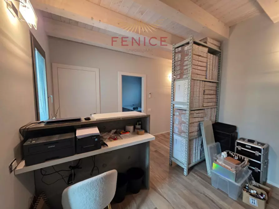 Immagine 14 di Ufficio in affitto  in Viale Brigata Cesare Battisti a Castelfranco Veneto
