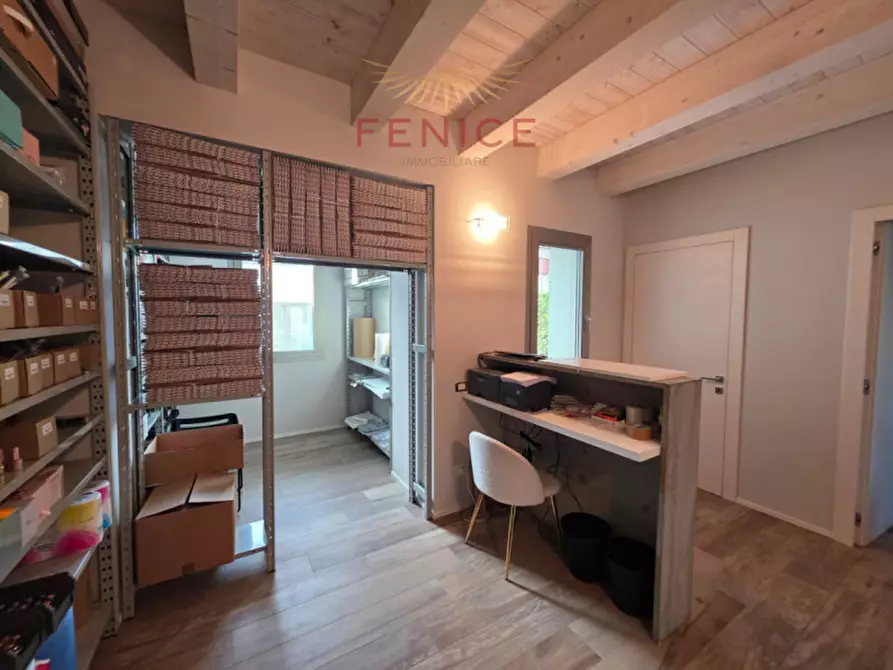 Immagine 15 di Ufficio in affitto  in Viale Brigata Cesare Battisti a Castelfranco Veneto