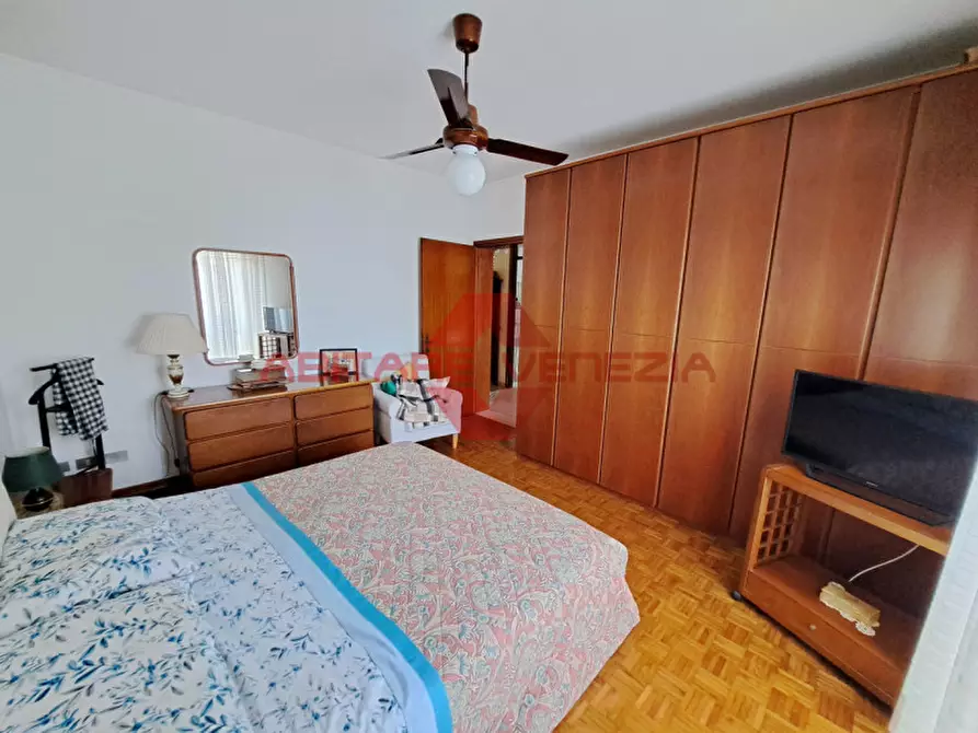 Immagine 10 di Appartamento in vendita  in Via Bernardino Stagnino a Venezia