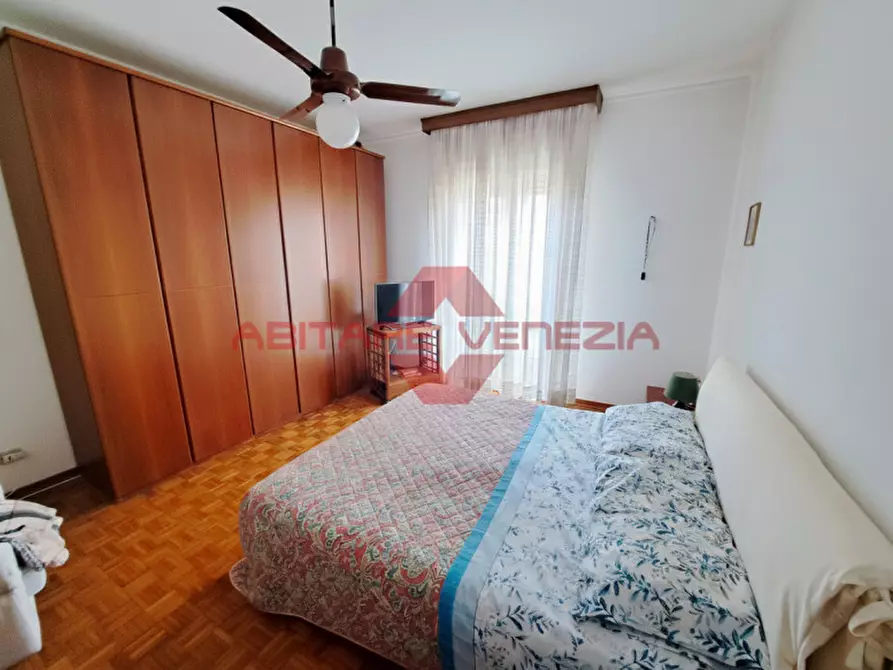 Immagine 11 di Appartamento in vendita  in Via Bernardino Stagnino a Venezia