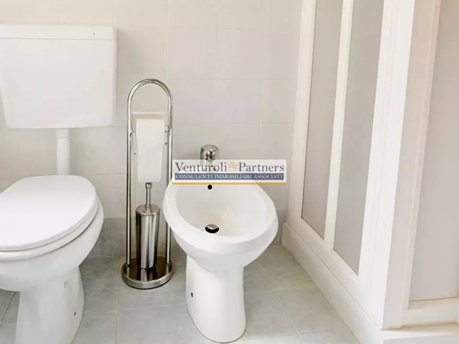 Immagine 9 di Appartamento in vendita  in Località Rondinelli 2F a Peschiera Del Garda