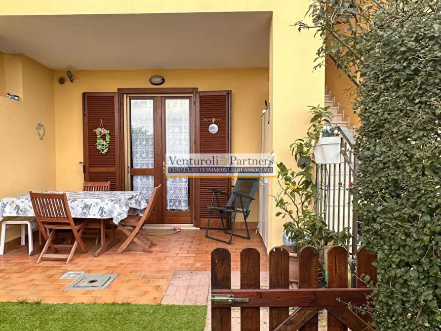 Immagine 14 di Appartamento in vendita  in Località Rondinelli 2F a Peschiera Del Garda