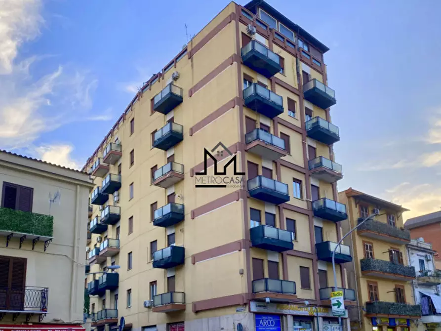 Immagine 1 di Appartamento in vendita  a Palermo