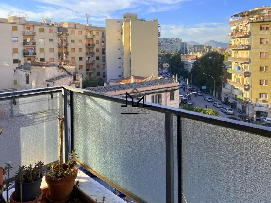 Immagine 11 di Appartamento in vendita  a Palermo