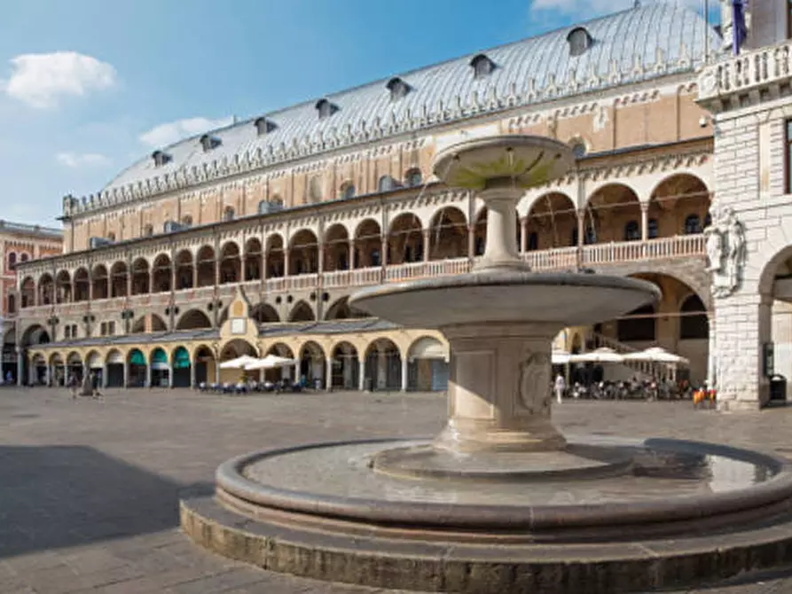 Immagine 2 di Appartamento in vendita  in piazze a Padova