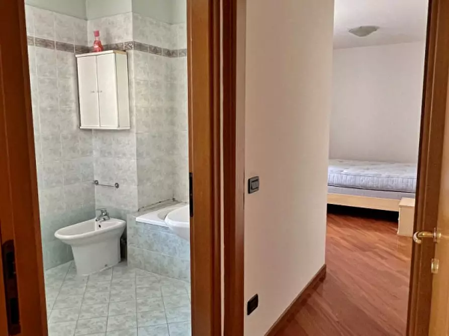 Immagine 16 di Appartamento in vendita  in Viale Trieste a Vicenza