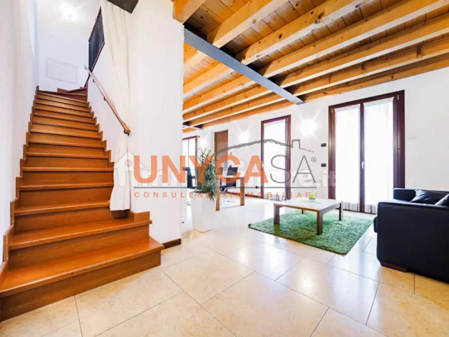 Immagine 3 di Villetta a schiera in vendita  a Verona