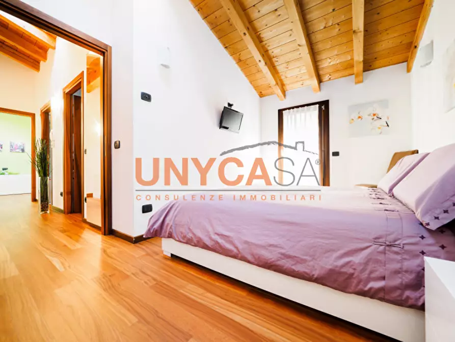 Immagine 7 di Villetta a schiera in vendita  a Verona