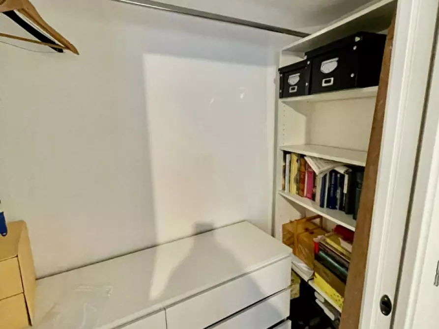 Immagine 10 di Appartamento in affitto  in Via de La Birra, 7 a Bologna