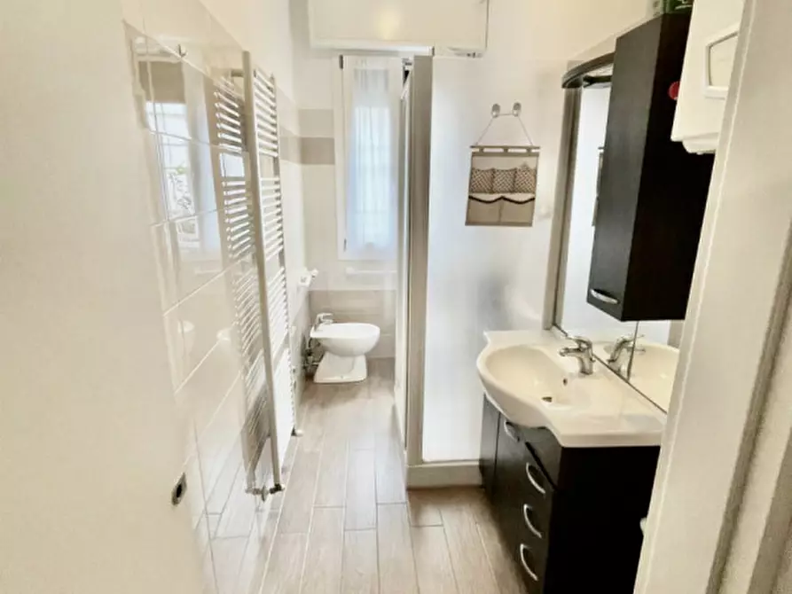 Immagine 13 di Appartamento in affitto  in Via de La Birra, 7 a Bologna