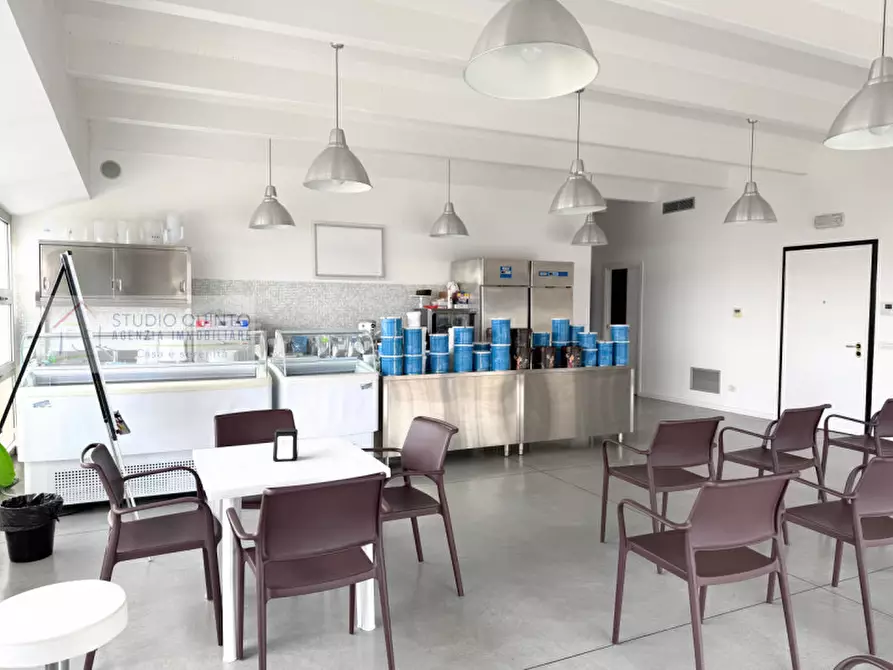 Immagine 2 di Ufficio in vendita  a Quinto Di Treviso