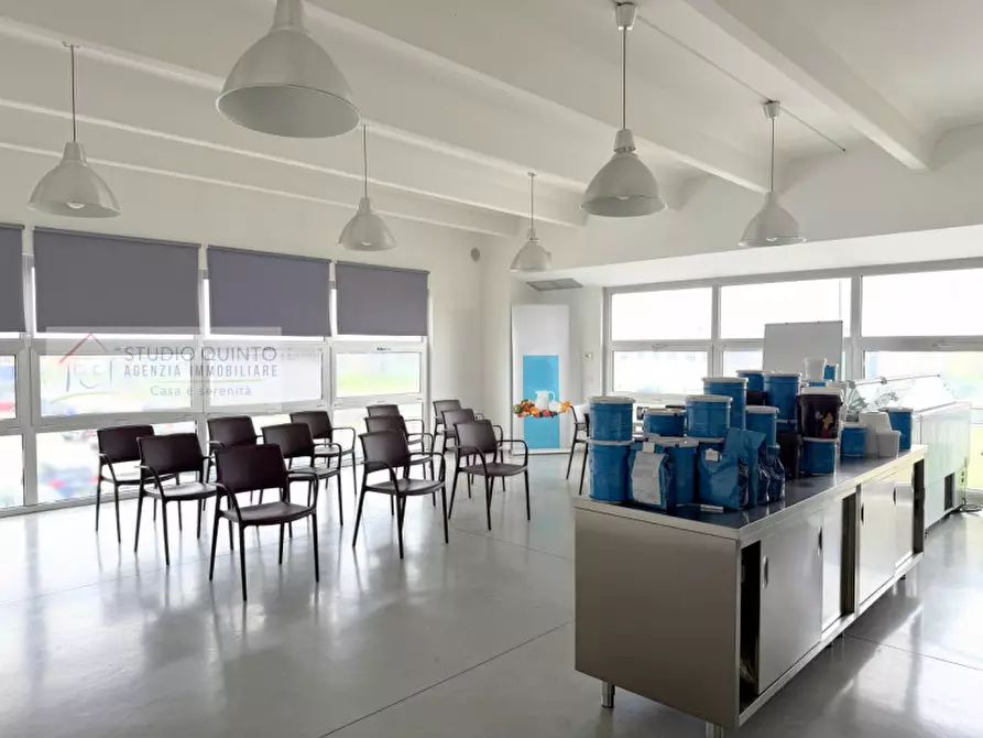 Immagine 7 di Ufficio in vendita  a Quinto Di Treviso
