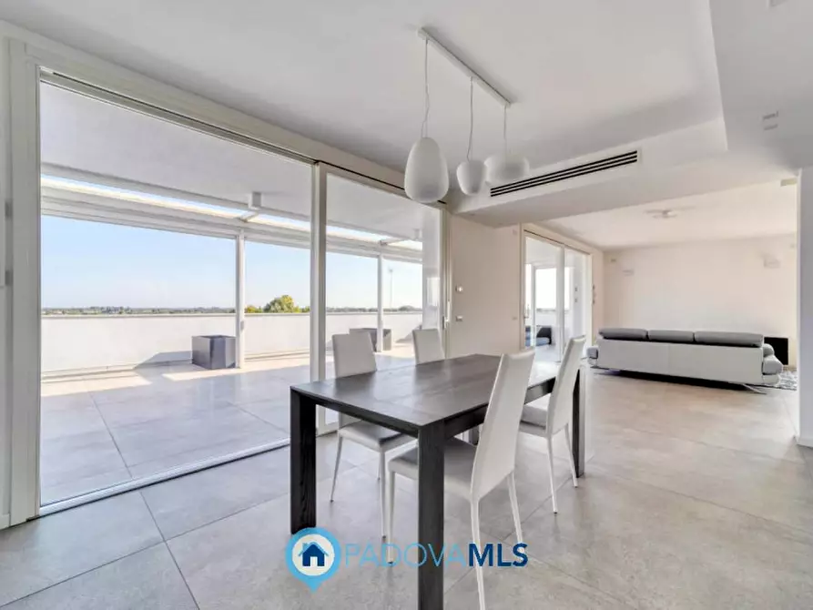 Immagine 9 di Attico in vendita  in Via Armando Diaz a Vigonza