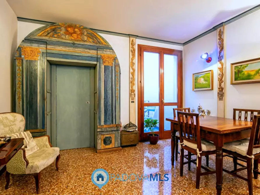 Immagine 7 di Appartamento in vendita  in Via Savonarola a Padova