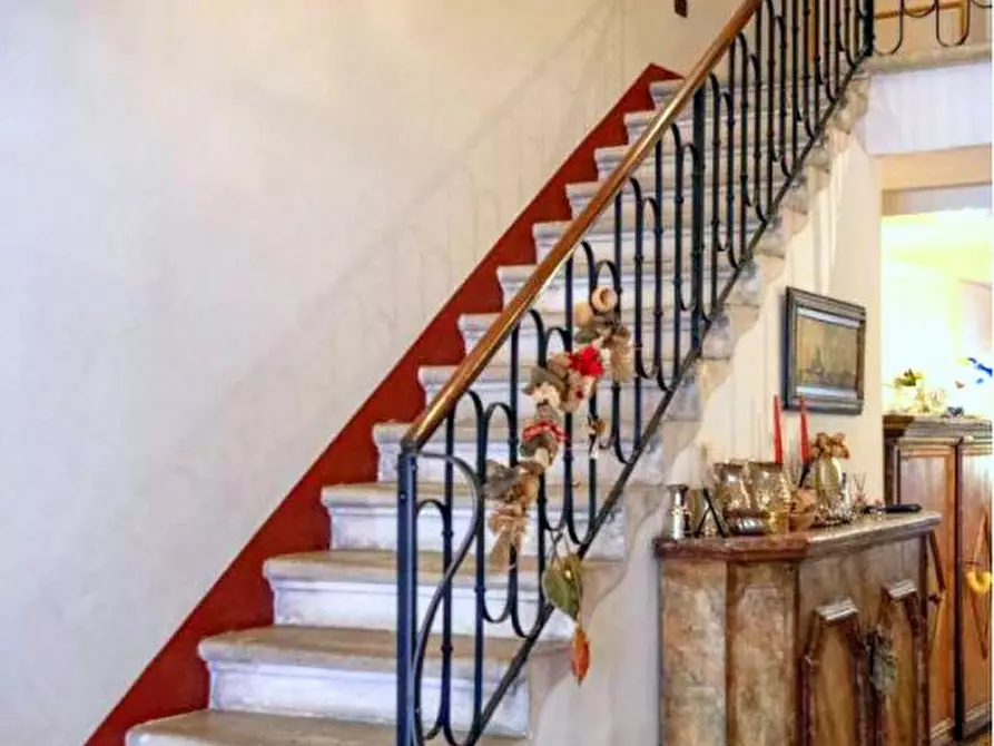 Immagine 10 di Appartamento in vendita  in Via Savonarola a Padova