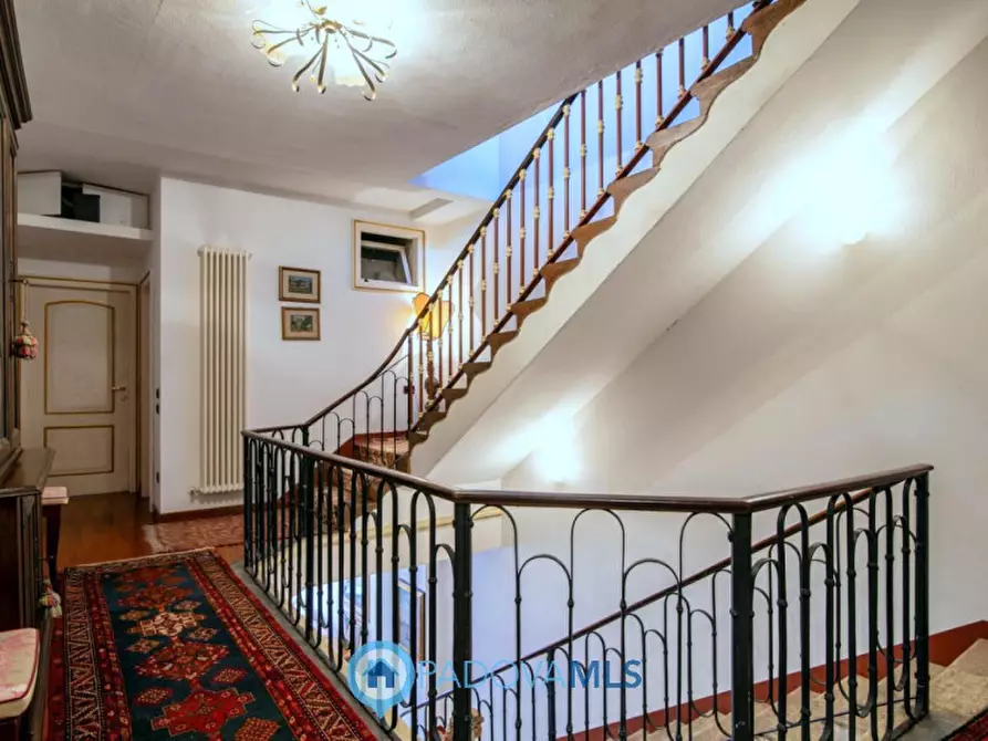 Immagine 11 di Appartamento in vendita  in Via Savonarola a Padova