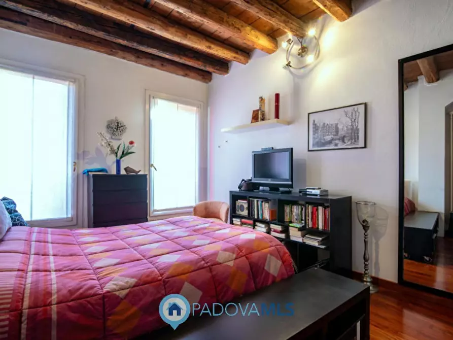 Immagine 18 di Appartamento in vendita  in Via Savonarola a Padova