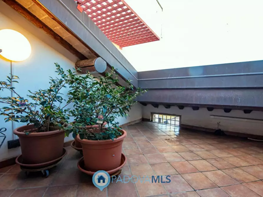 Immagine 25 di Appartamento in vendita  in Via Savonarola a Padova