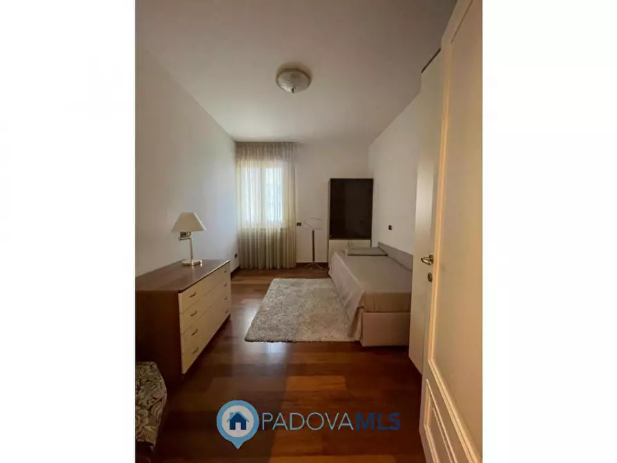 Immagine 10 di Appartamento in vendita  in Via Giuseppe Jappelli a Abano Terme