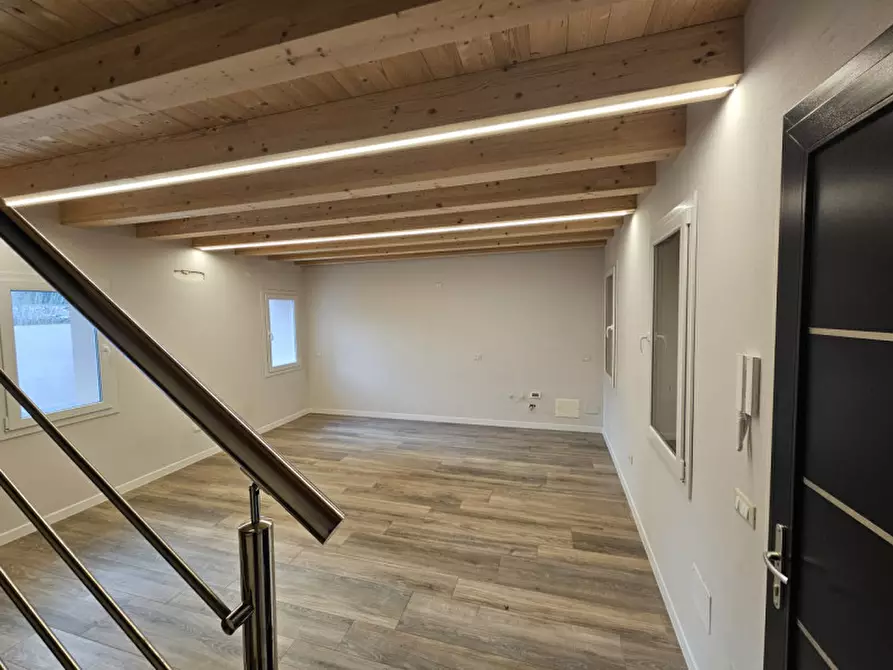 Immagine 19 di Villetta a schiera in vendita  a Este