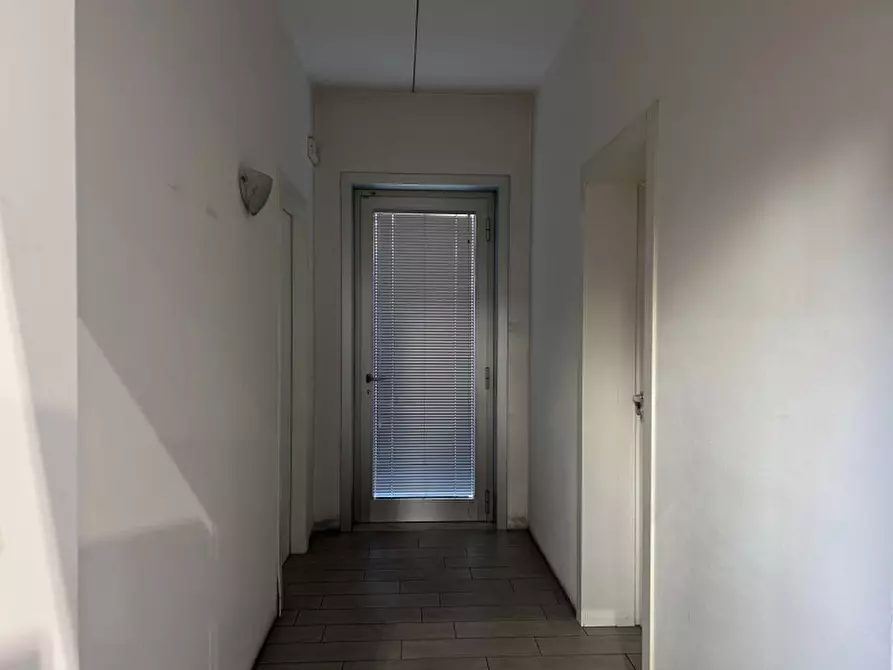 Immagine 10 di Capannone industriale in affitto  in VIA VEGRI a Zanè