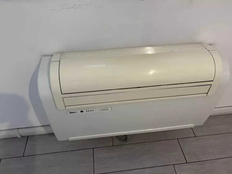 Immagine 12 di Capannone industriale in affitto  in VIA VEGRI a Zanè