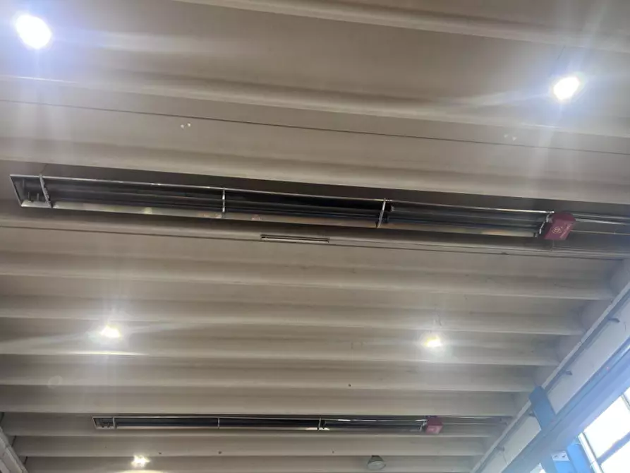 Immagine 14 di Capannone industriale in affitto  in VIA VEGRI a Zanè