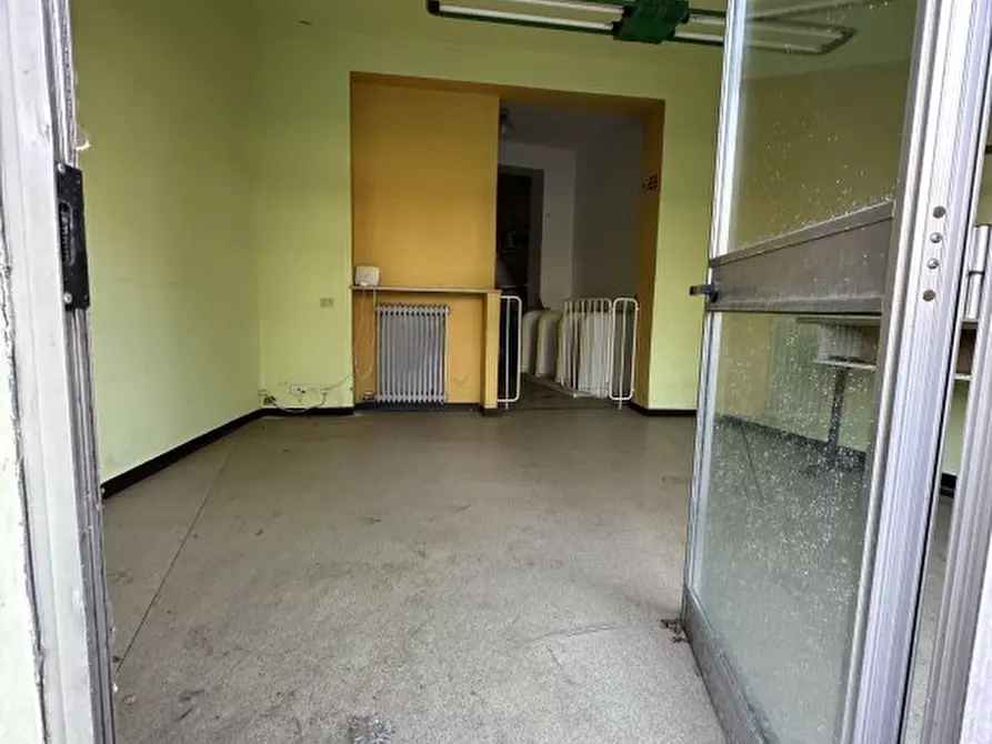 Immagine 24 di Negozio in vendita  in piazzale San Giovanni a Padova