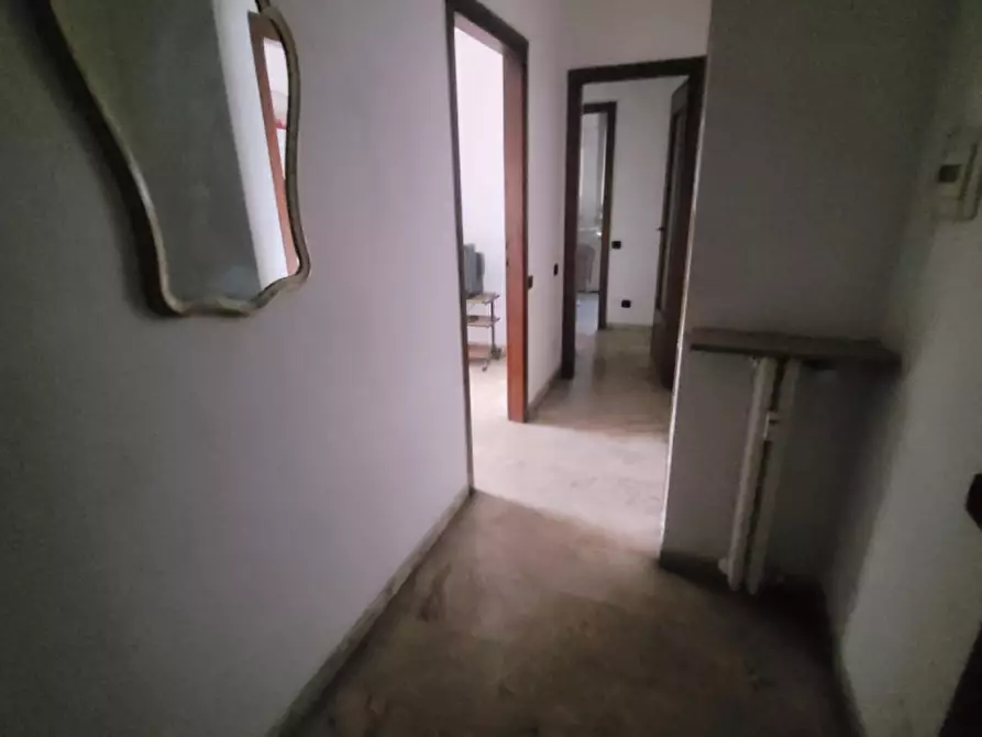 Immagine 5 di Appartamento in vendita  in Viale Lombardia a Monza