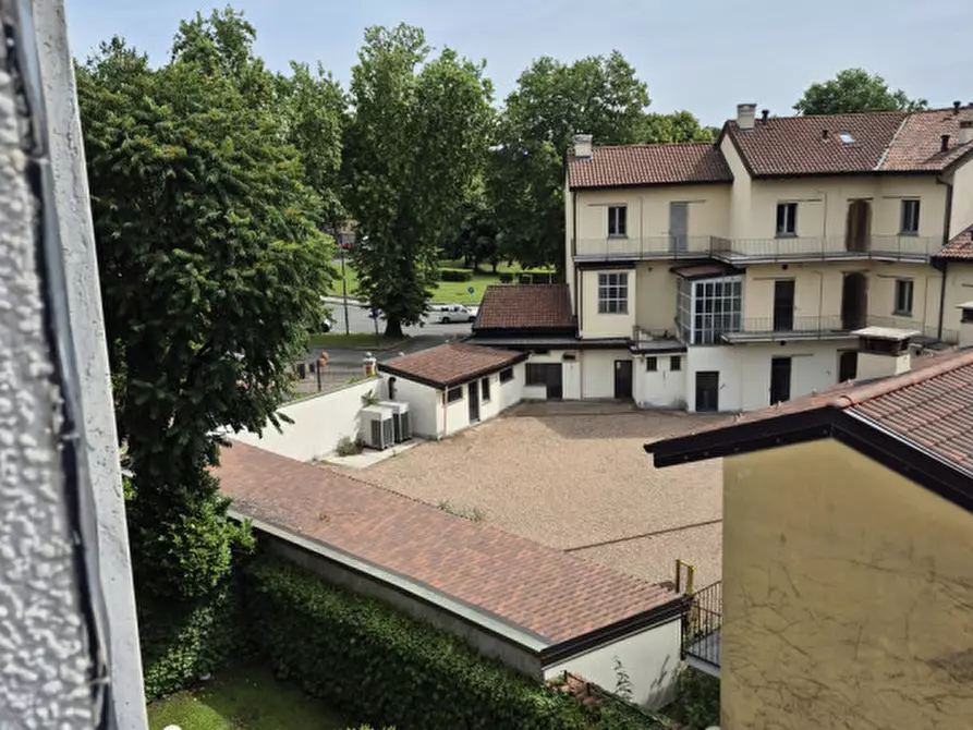 Immagine 13 di Appartamento in vendita  in Viale Lombardia a Monza