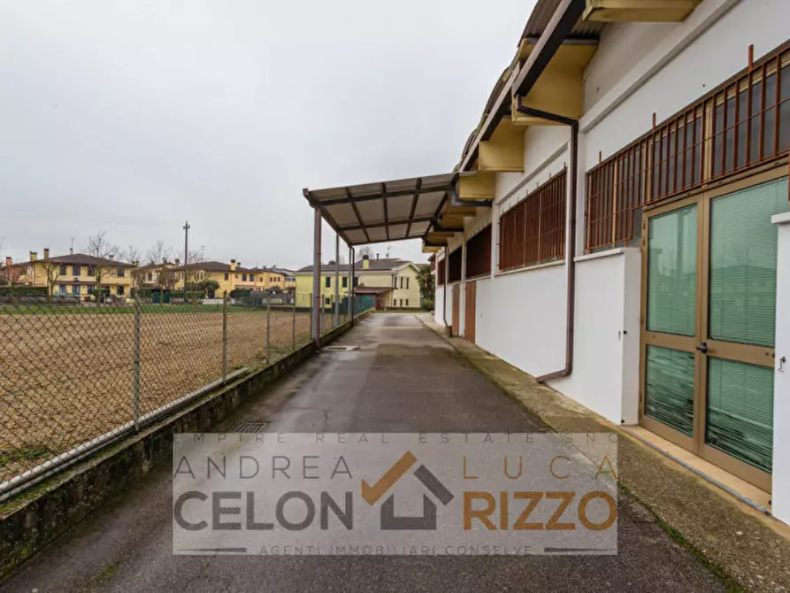 Immagine 2 di Capannone industriale in vendita  in Via Aldo Moro, 56 a Agna