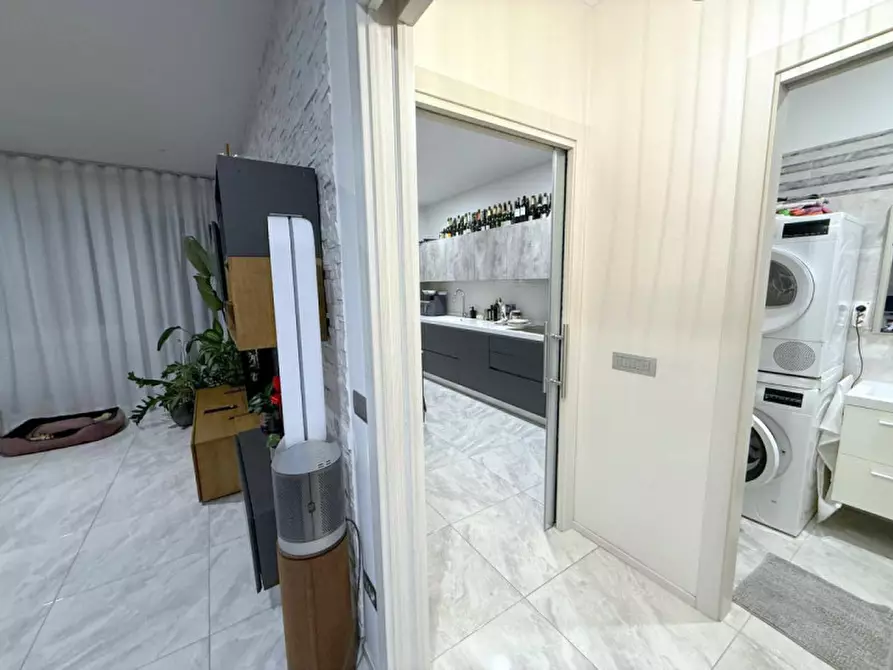 Immagine 13 di Appartamento in vendita  in Via Luigi Pellizzo a Padova