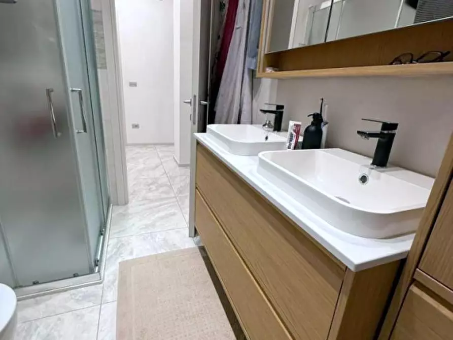 Immagine 25 di Appartamento in vendita  in Via Luigi Pellizzo a Padova