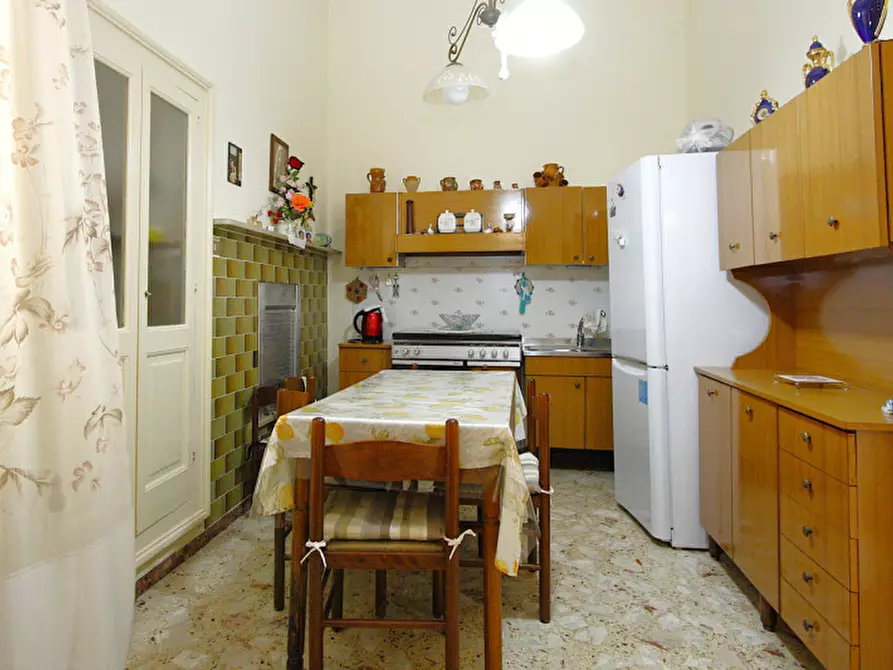 Immagine 13 di Casa indipendente in vendita  in Via Crispi a Presicce-Acquarica