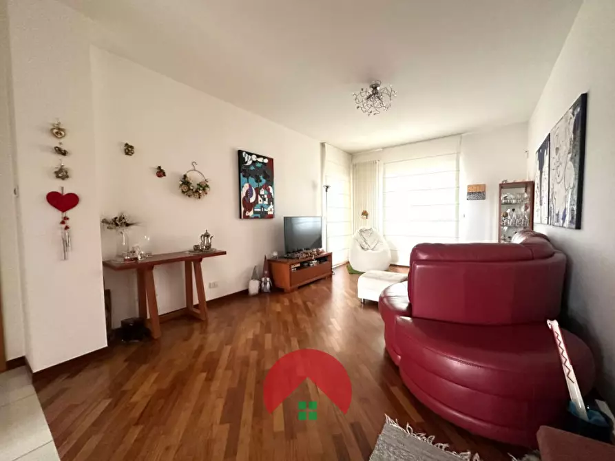 Immagine 3 di Appartamento in vendita  in Via Degli Aragonesi a Matera