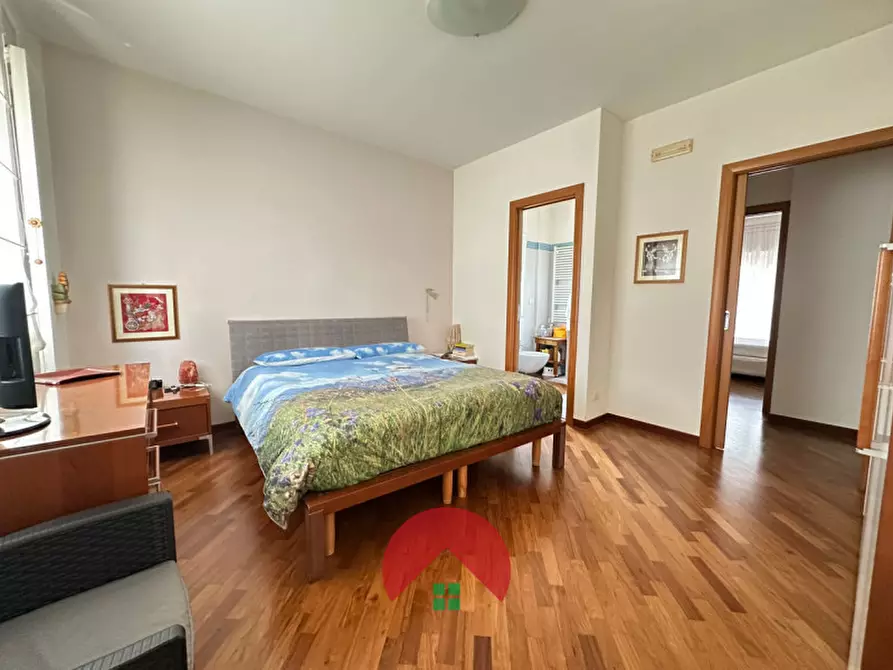Immagine 13 di Appartamento in vendita  in Via Degli Aragonesi a Matera
