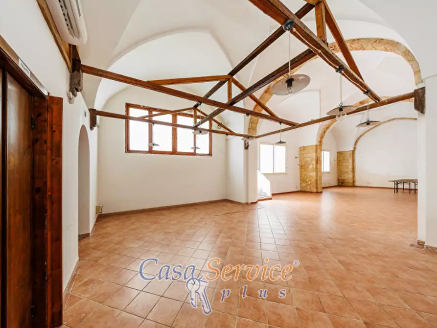 Immagine 6 di Negozio in affitto  in Via Carlo Del Prete a Ruffano