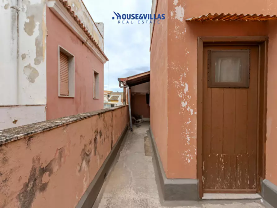 Immagine 11 di Casa indipendente in vendita  in Cortile Caprera a Avola