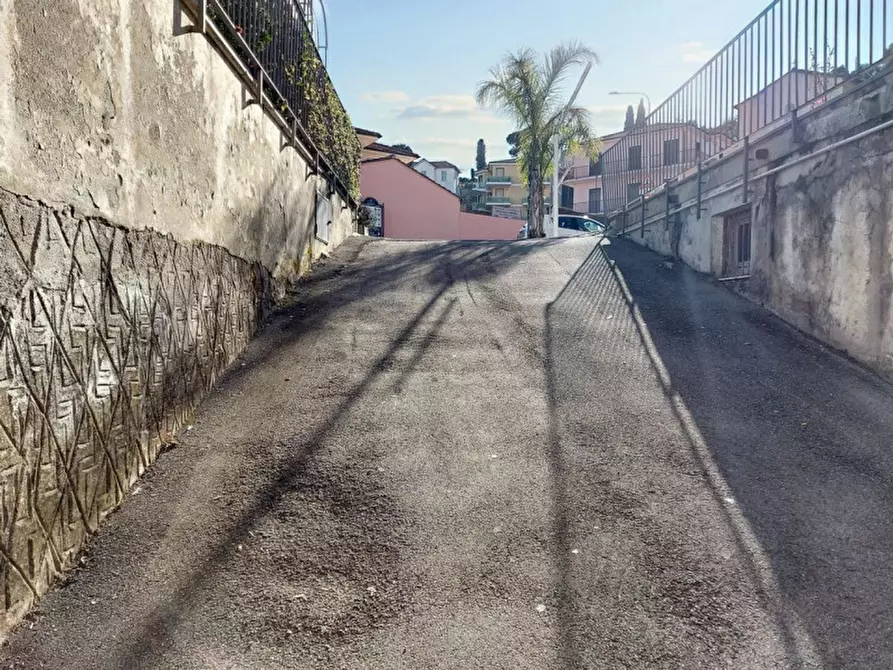 Immagine 2 di Palazzo in vendita  in Comuni di: San Lorenzo al Mare, Sanremo, Taggia, Ventimiglia, Bordighera, Cervo, Cipressa, Imperia, Riva Ligure, San Bartolomeo Al Mare, Santo Stefano al Mare, Pietra Ligure a Taggia