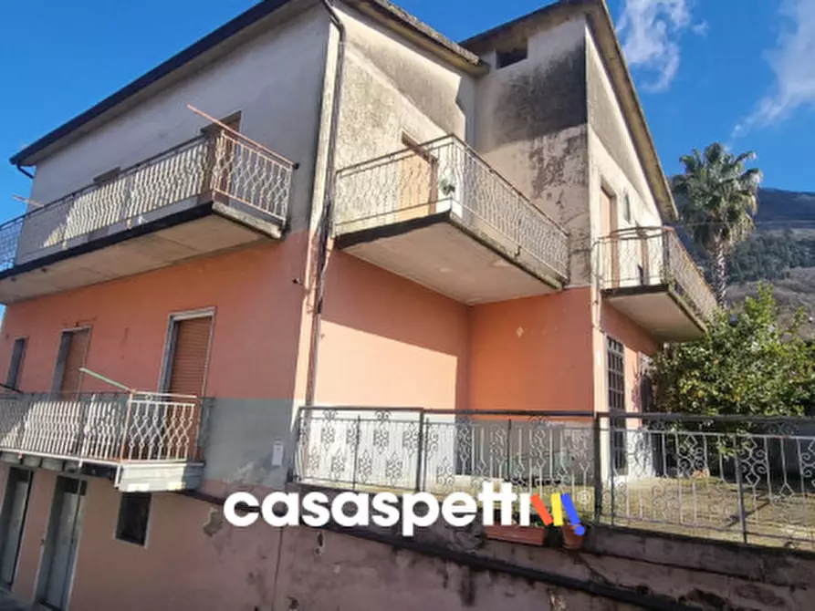 Immagine 36 di Casa bifamiliare in vendita  in Via Don Antonio Pelosi a Santa Lucia Di Serino