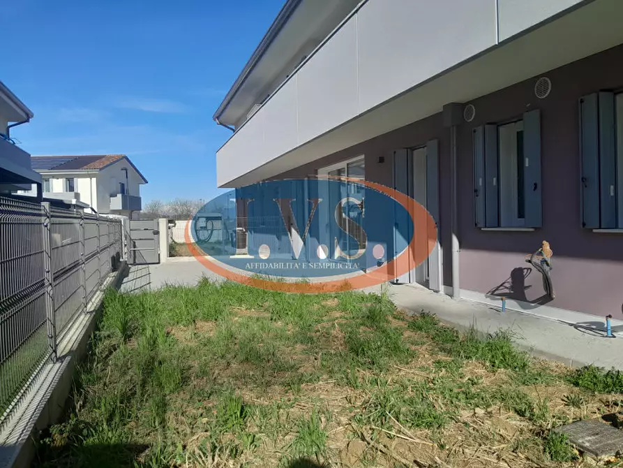 Immagine 1 di Appartamento in vendita  in Via D. Cattaneo n. 1 a Montegalda